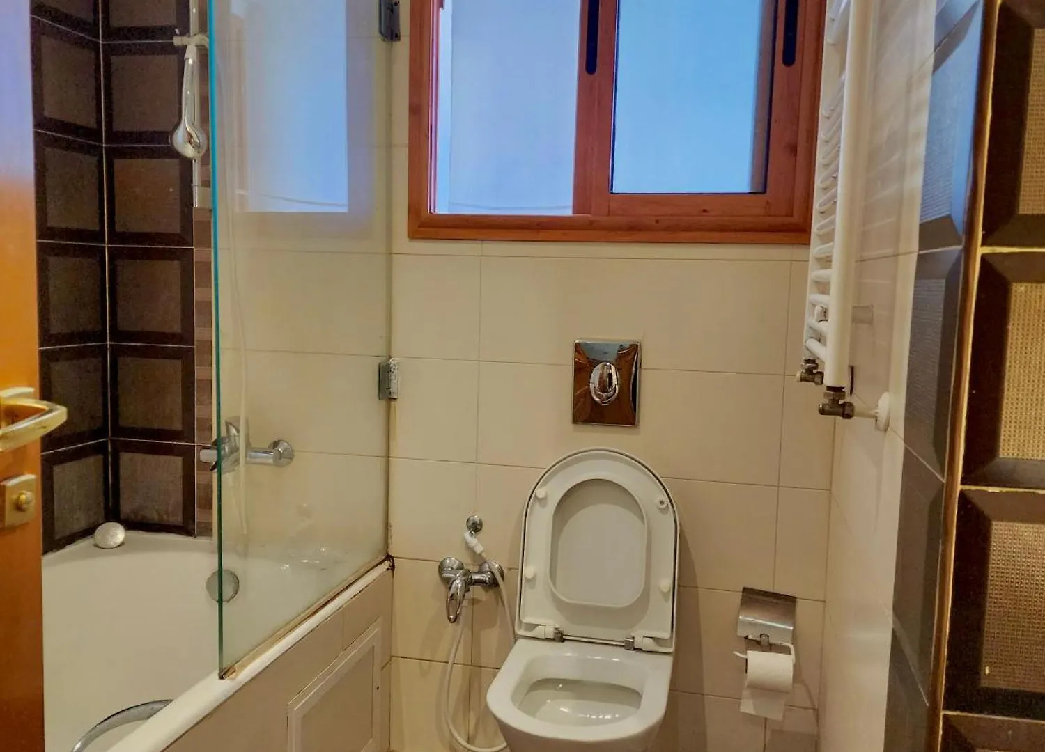 Apartment Salon Et 3 Chambres Meublees Au Jardin De Carthage Sidi Daoud